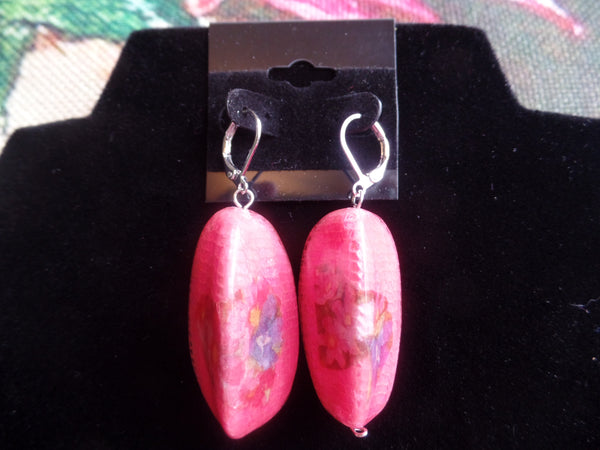 Hot Pink Crackled Acrylic Wedges w/flower print on Stainless Steel Clasps.