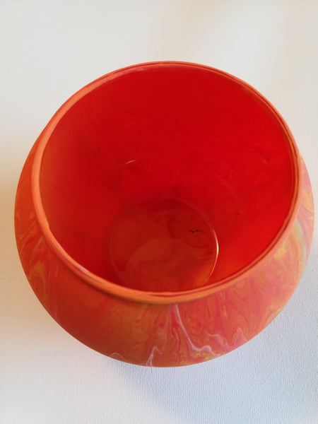 ACRYLIC ON GLASS/ROUND VASE