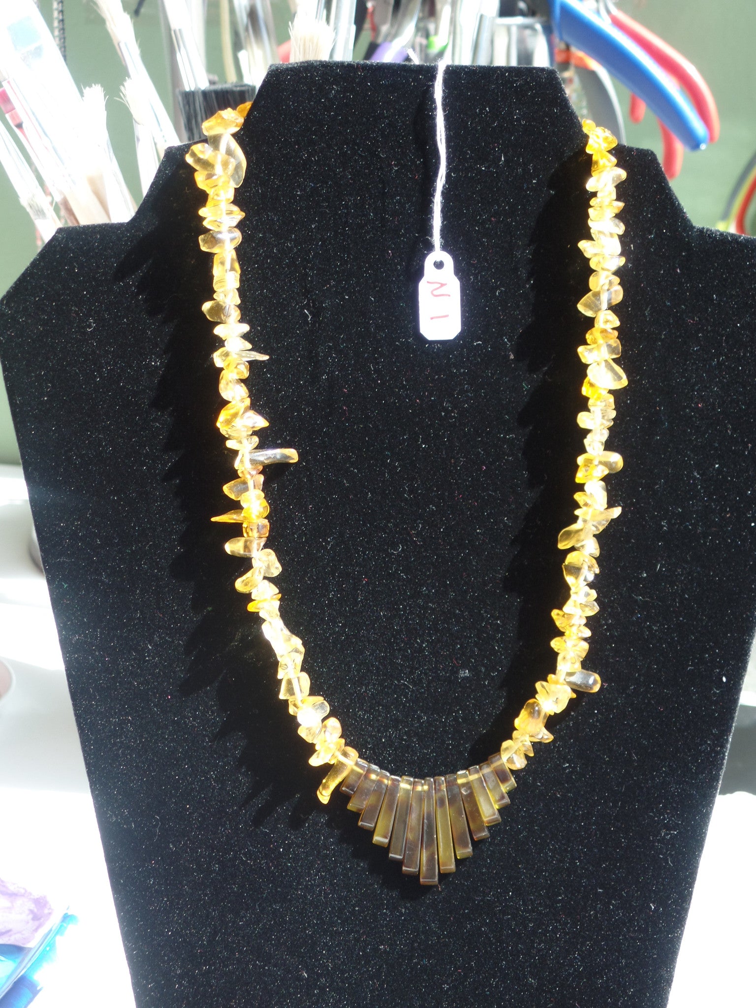 LONG NECKLACE W/TIGER EYE FOCAL
